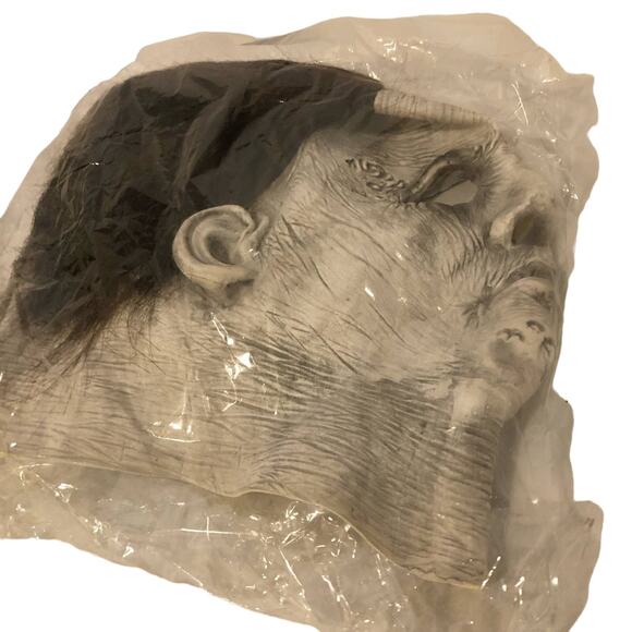 Michael Myers Halloween Full Head Mask Adult NEW - Picture 3 of 5